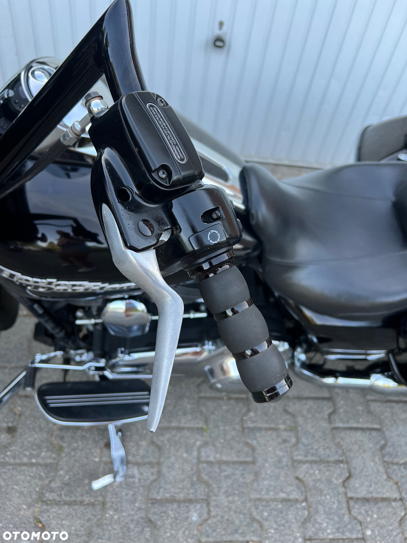 Harley-Davidson Touring Street Glide - 16