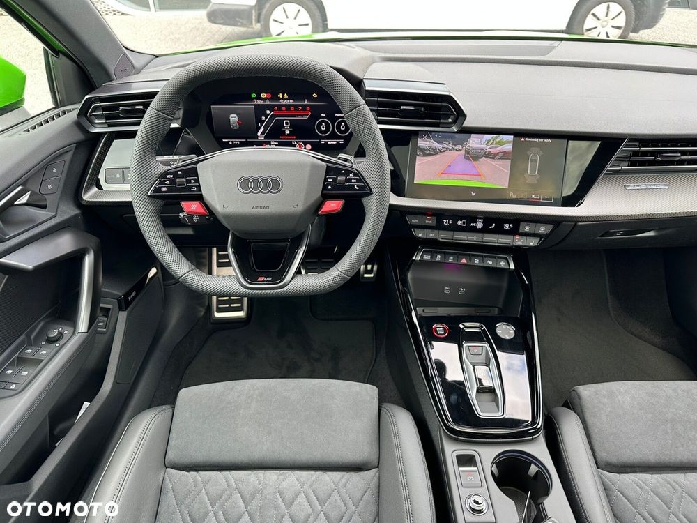 Audi RS3 Sportback - 16