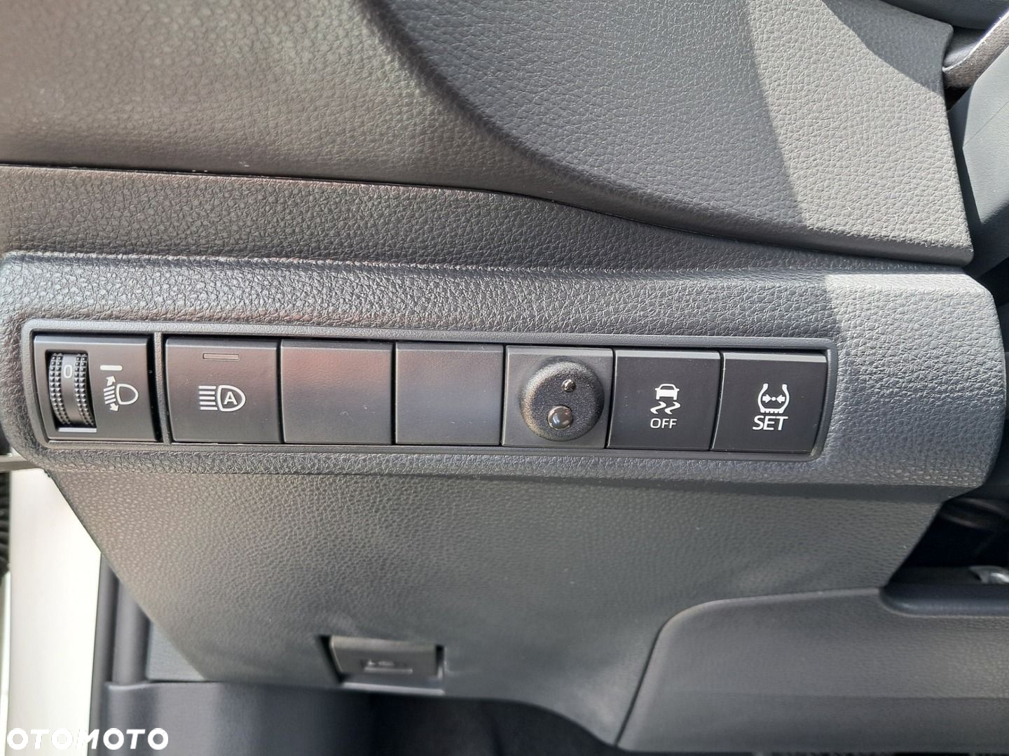 Toyota Corolla - 7