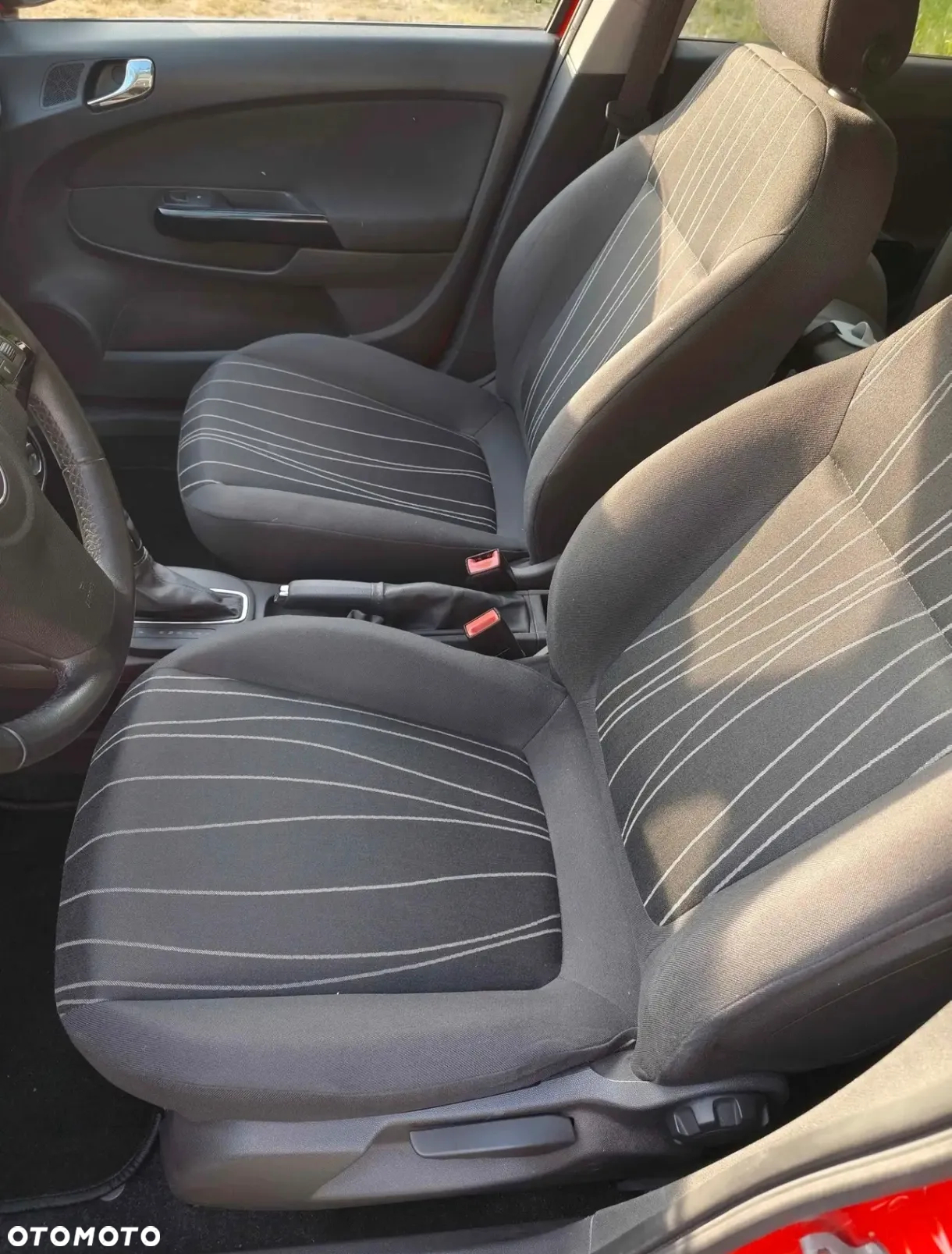 Opel Corsa 1.4 16V Cosmo - 5