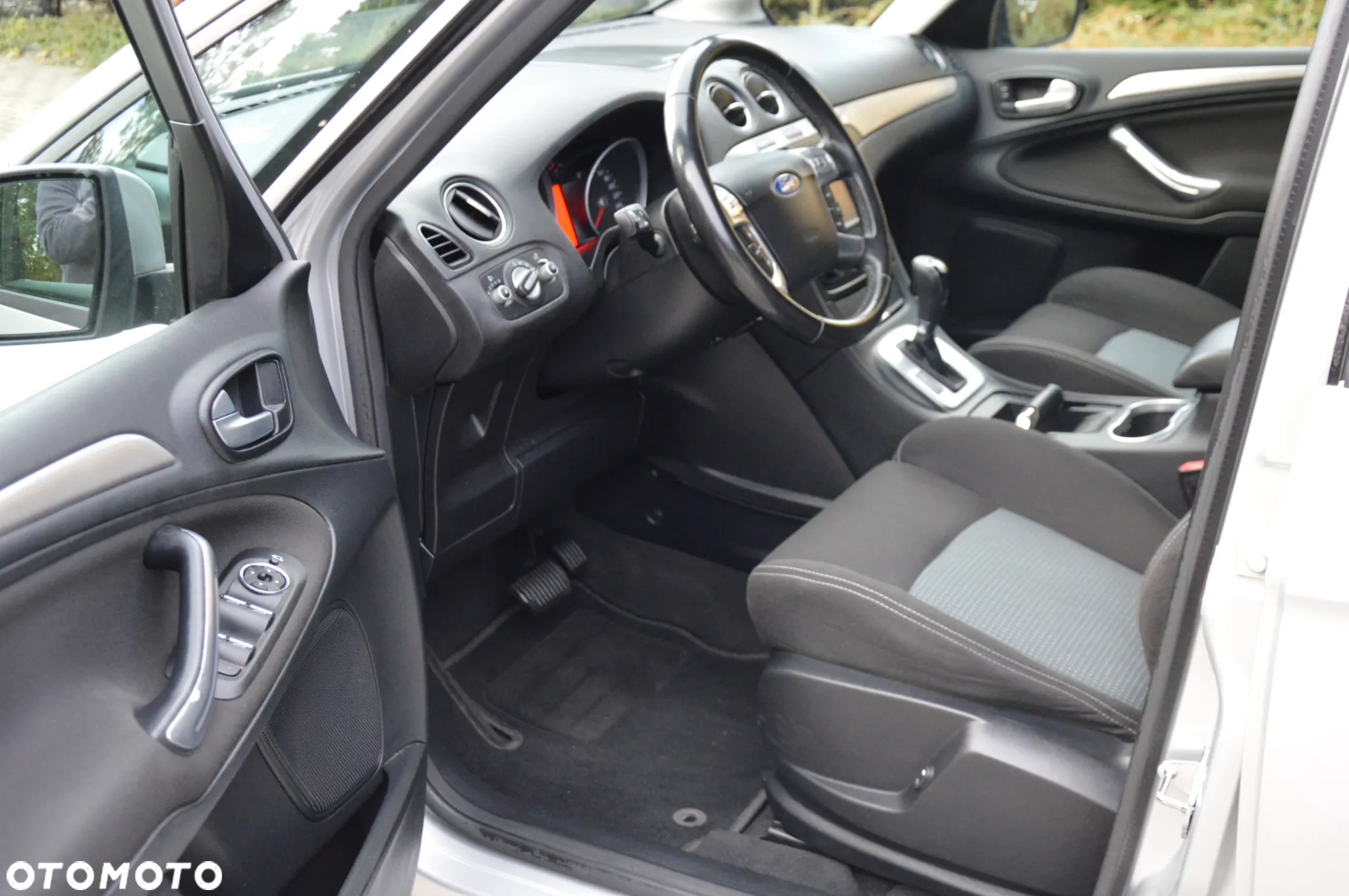 Ford S-Max 2.0 TDCi DPF Titanium - 20