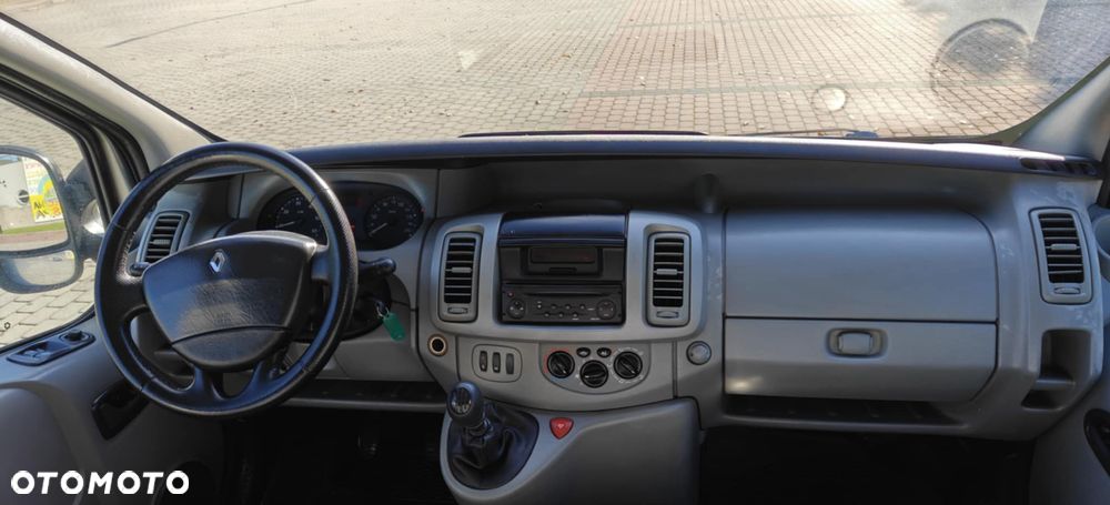 Renault Trafic - 14