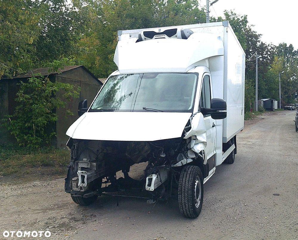 Volkswagen Crafter - 2