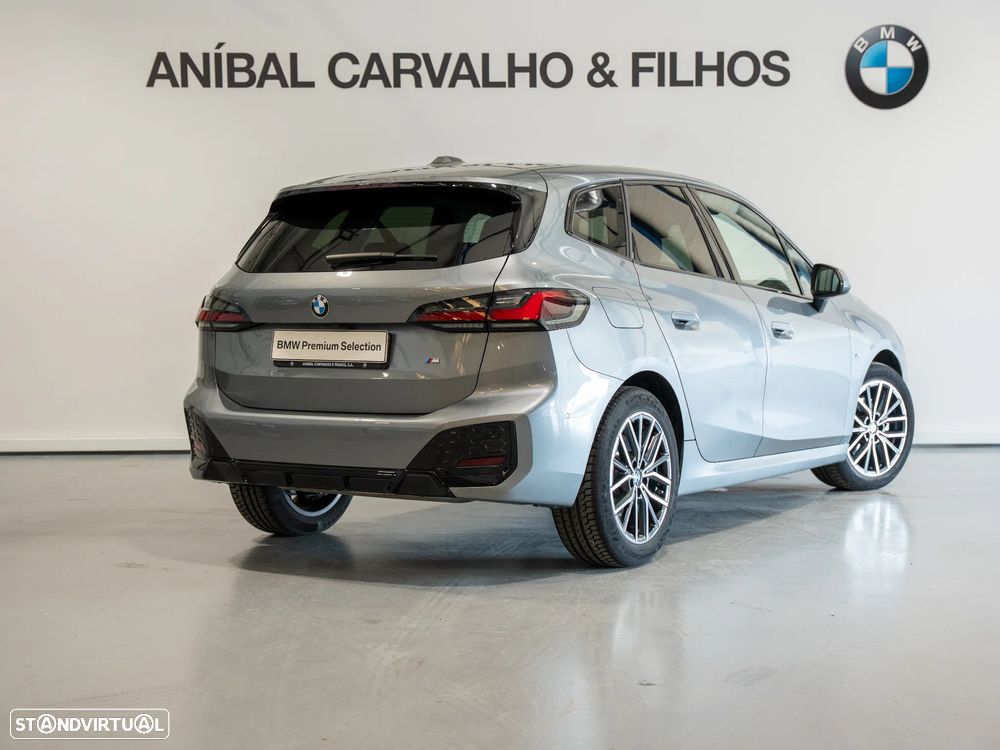 BMW 218 Active Tourer i Pack Desportivo M Auto - 3