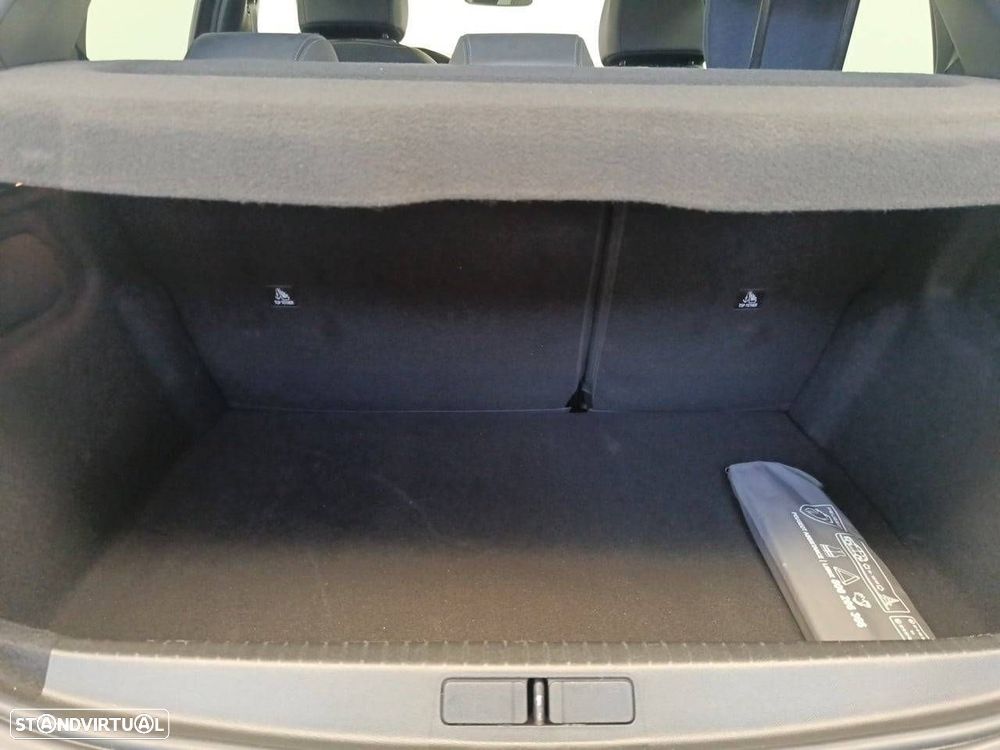 Peugeot 208 1.2 Hybrid Allure e-DCS6 - 6