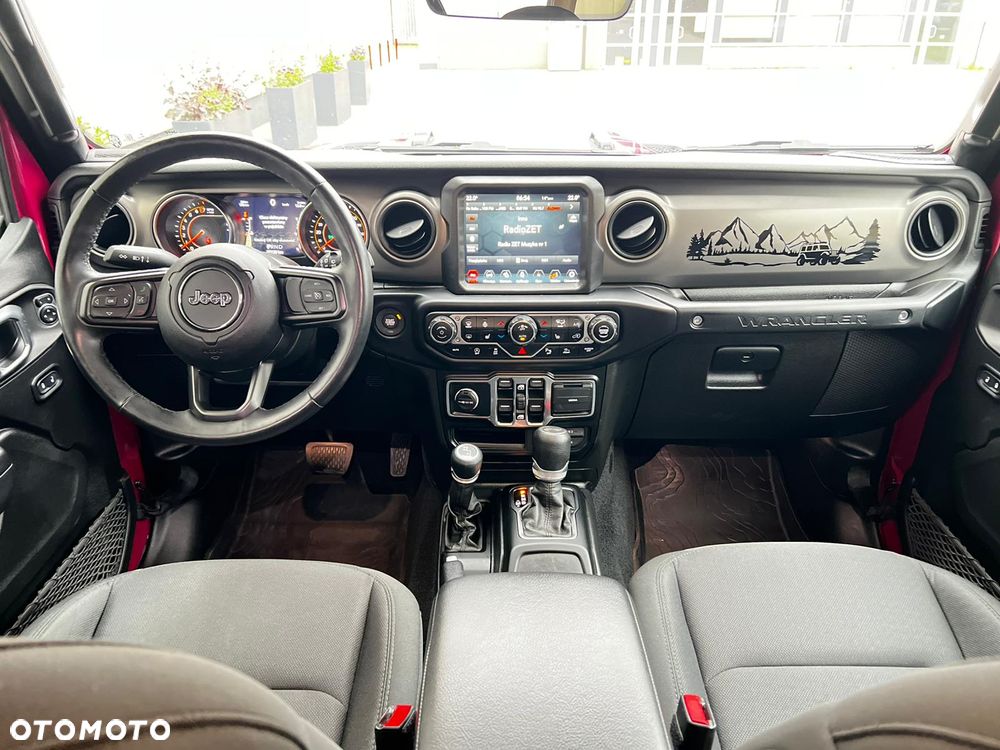Jeep Wrangler - 9