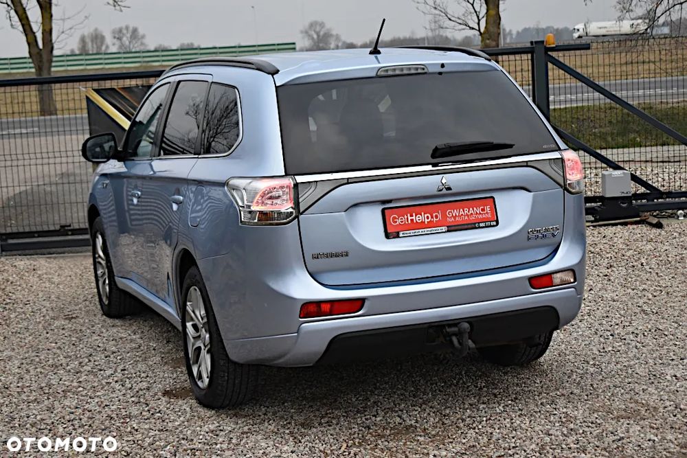 Mitsubishi Outlander 2.0 4WD - 13