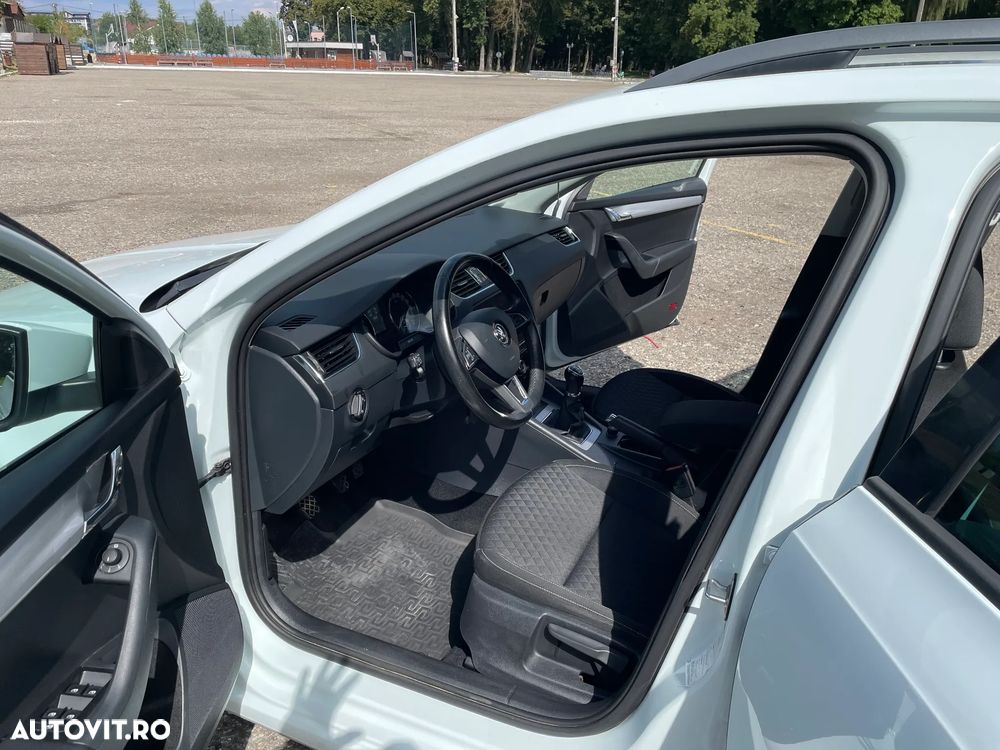 Skoda Octavia 1.6 TDI Drive - 5