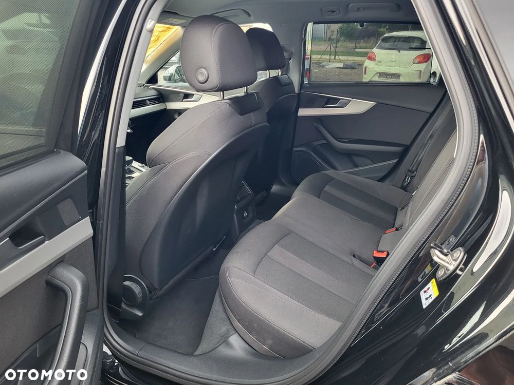 Audi A4 Avant 35 TDI S tronic S line - 17
