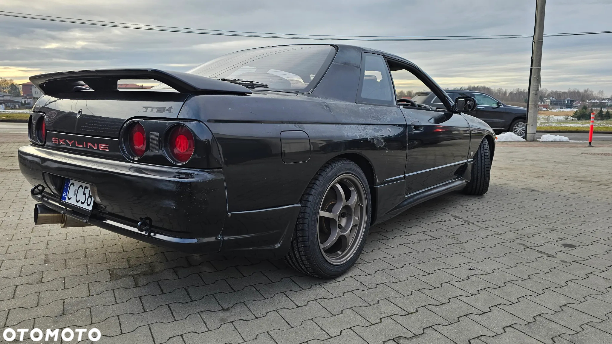 Nissan Skyline - 5