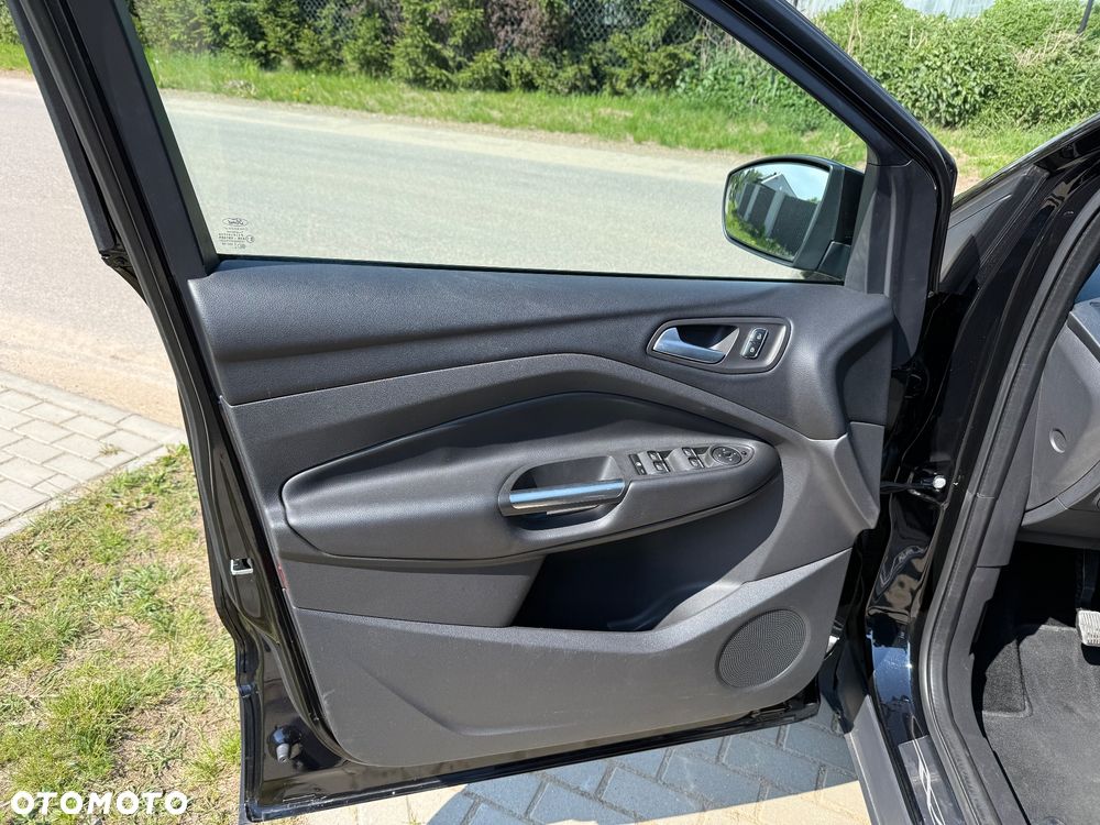Ford Kuga 1.5 EcoBoost 2x4 Trend - 20
