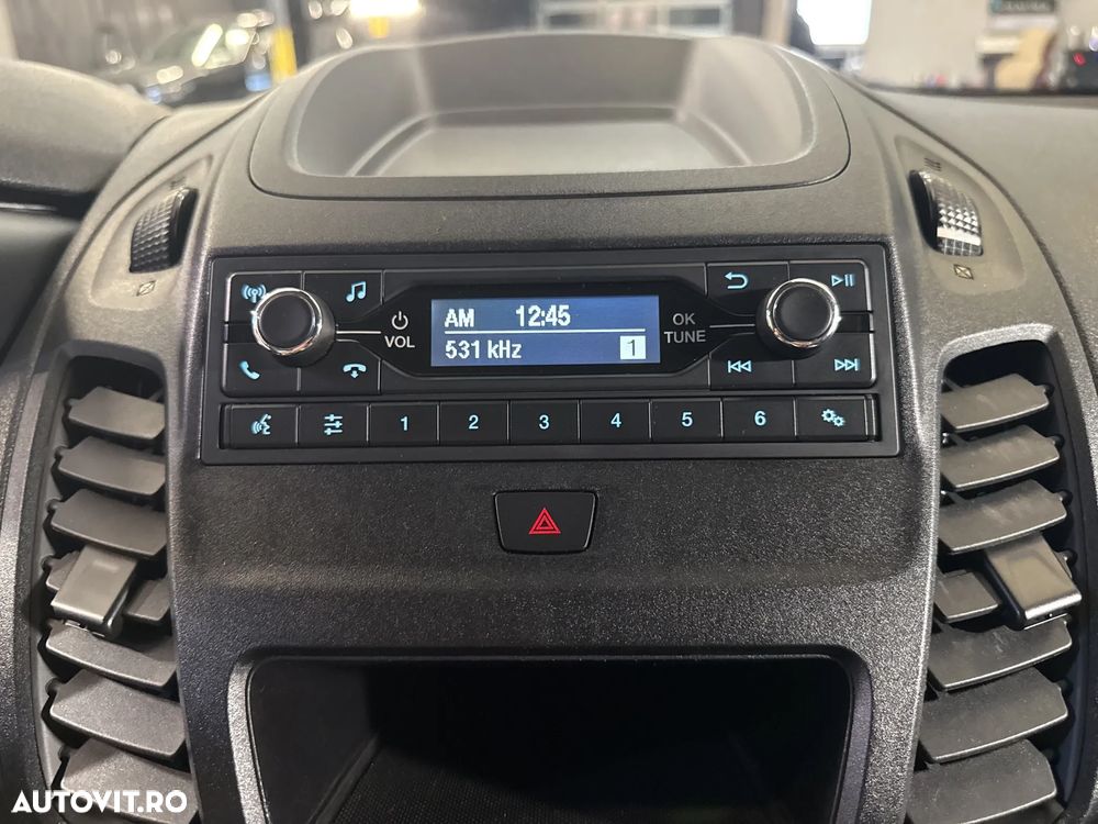 Ford Transit Connect - 18
