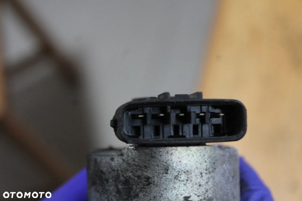 ZAWÓR EGR AVENSIS T25 AURIS COROLLA VERSO 2.0 2.2 D4D 1AD 2AD D-CAT 25620-0R010 - 6