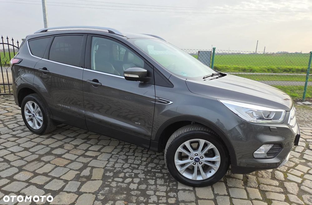 Ford Kuga 2.0 TDCi 4x4 Titanium - 20