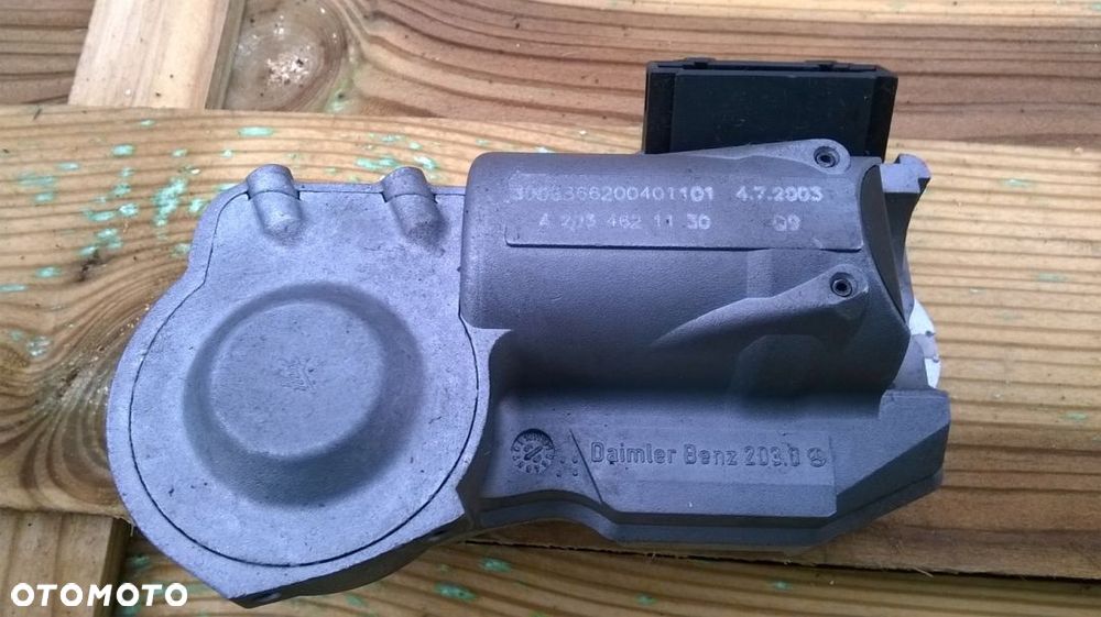 MERCEDES W203 W211 BLOKADA KIEROWNICY RYGIEL A2034621130 - 1