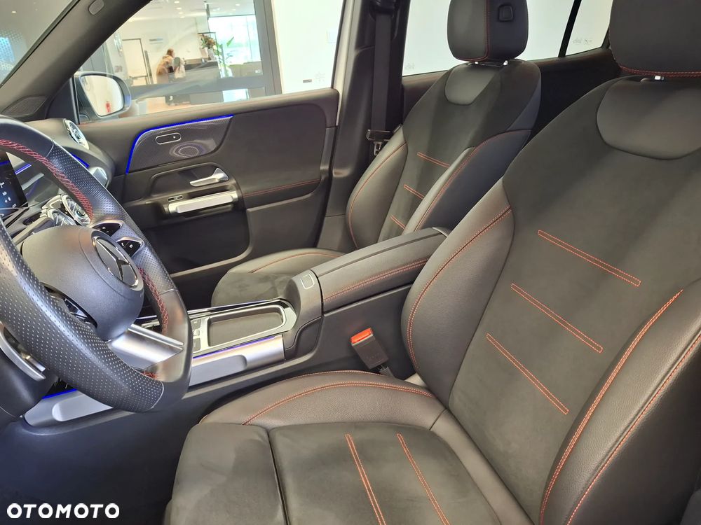 Mercedes-Benz GLB 200 AMG Line 7G-DCT - 11