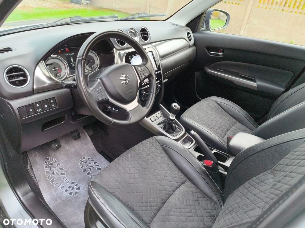 Suzuki Vitara 1.4 Boosterjet SHVS Premium 2WD - 4