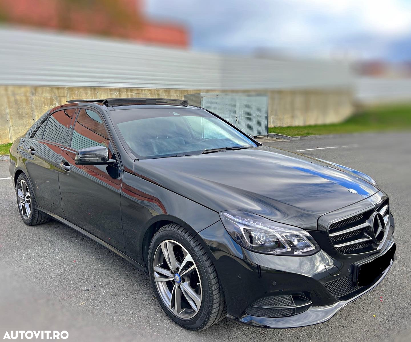 Mercedes-Benz E 220 BlueTEC 4MATIC - 6