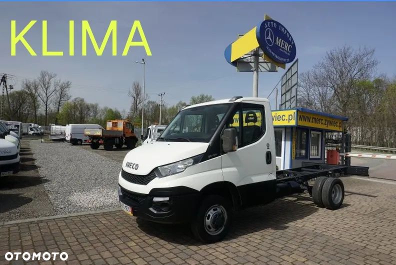 Iveco 35C15 rama skrzynia wywrotka HDS żuraw izoterma