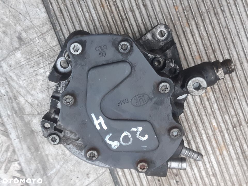 Vacum pompa vw t5 2.5 tdi 070145209H - 1