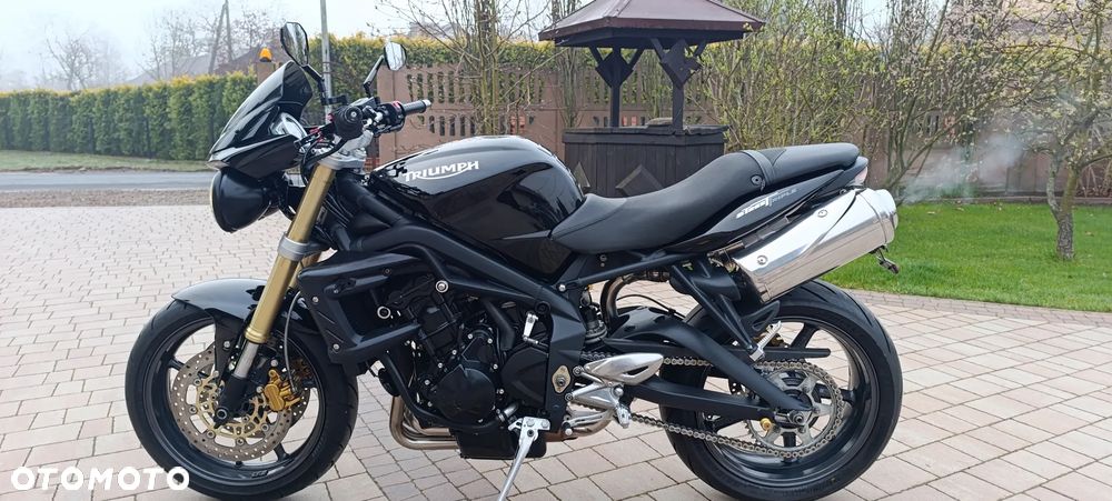 Triumph Street Triple - 2