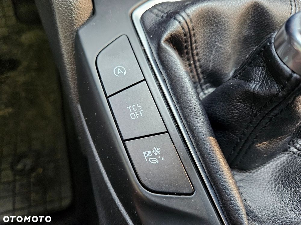 Ford Focus - 25