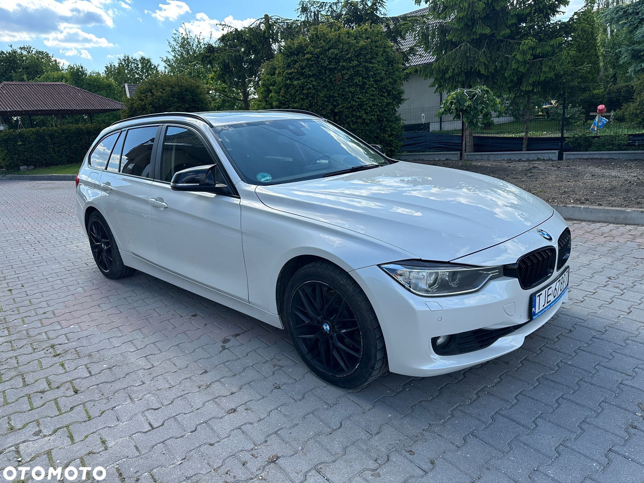 BMW Seria 3 330d xDrive - 1
