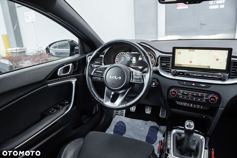 Kia XCeed - 29