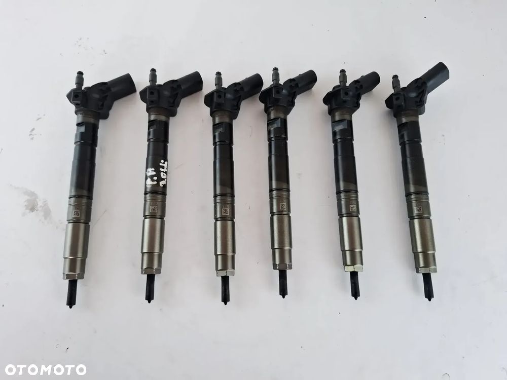 Wtryski Wtryskiwacze Wtrysk Wtryskiwacz Komplet 059130277AN 2.7 3.0 TDI Audi VW - 1
