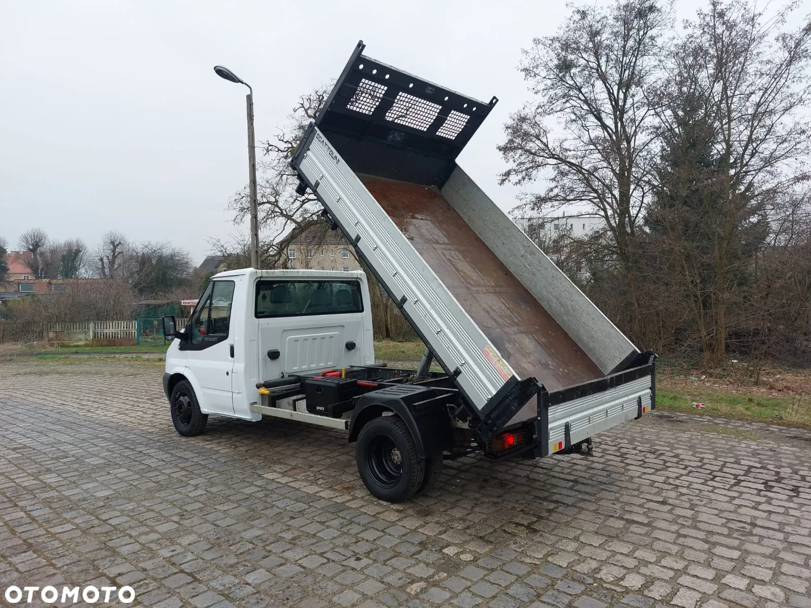Ford Transit - 12