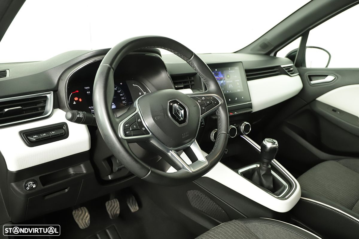 Renault Clio - 7