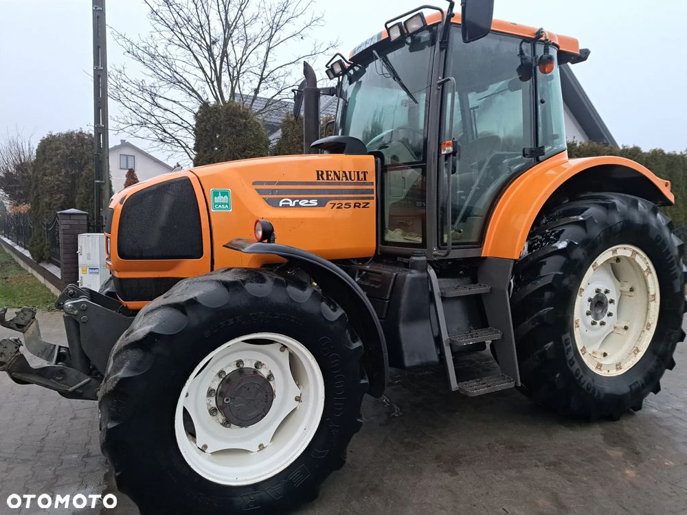 Renault ARES 725 RZ - 13