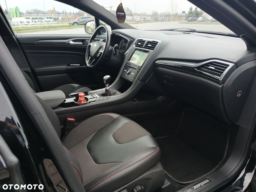 Ford Mondeo 1.5 EcoBoost ST-Line X - 15