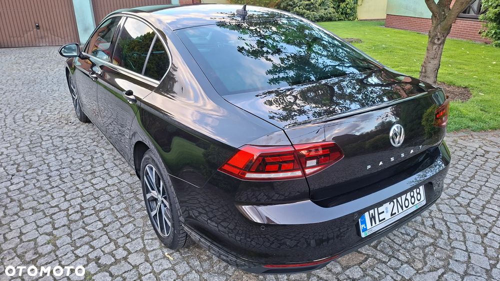 Volkswagen Passat 2.0 TDI EVO Business DSG - 4