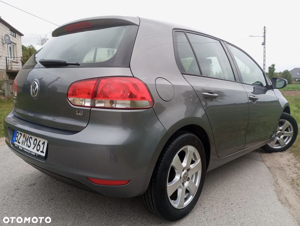 Volkswagen Golf - 3
