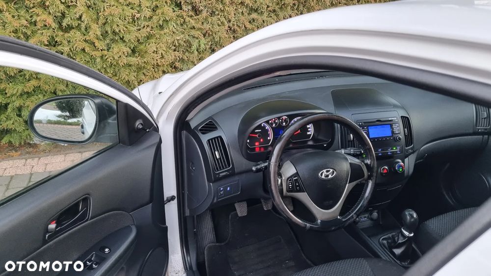 Hyundai i30 1.4 Blue Comfort - 17
