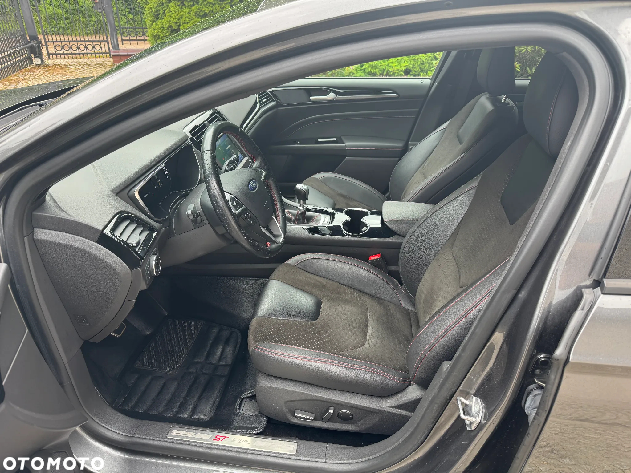 Ford Mondeo 1.5 EcoBoost ST-Line X - 13