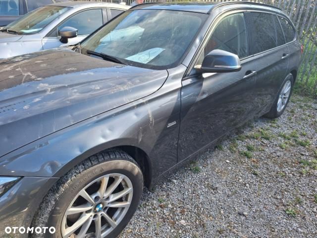 BMW Seria 3 320d xDrive - 6