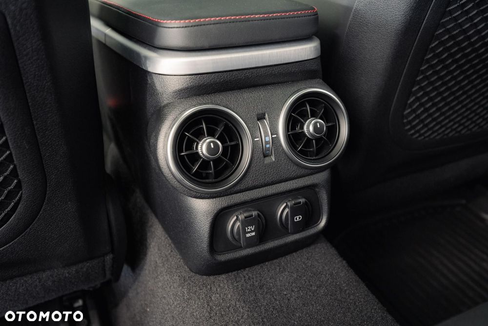 Kia Stinger 3.3 T-GDI V6 GT AWD - 36