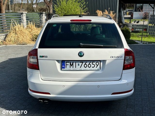 Skoda Octavia 2.0 TDI CR DPF DSG RS - 5