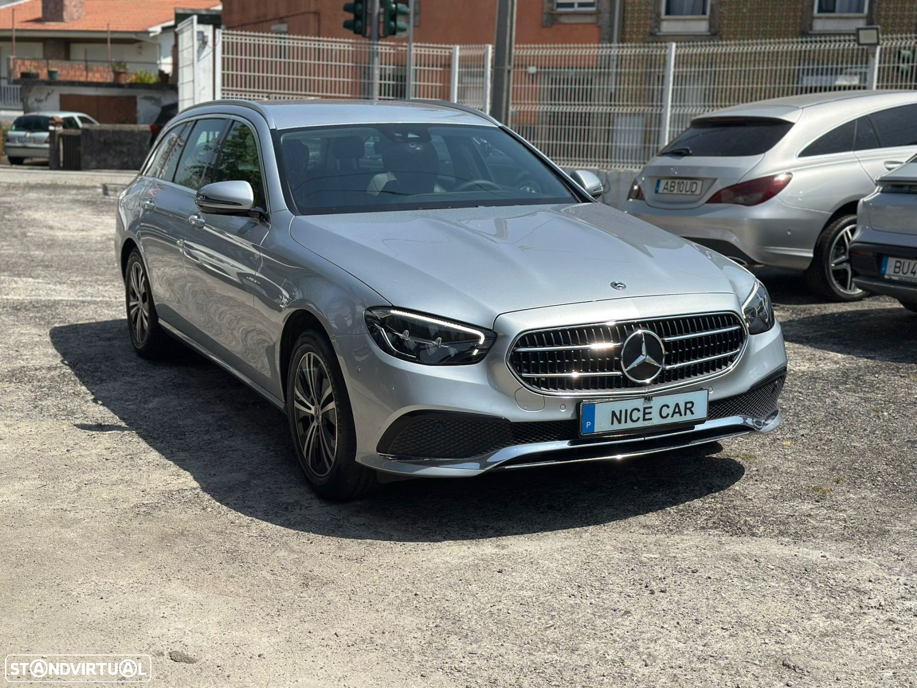 Mercedes-Benz E 220 d Avantgarde - 3