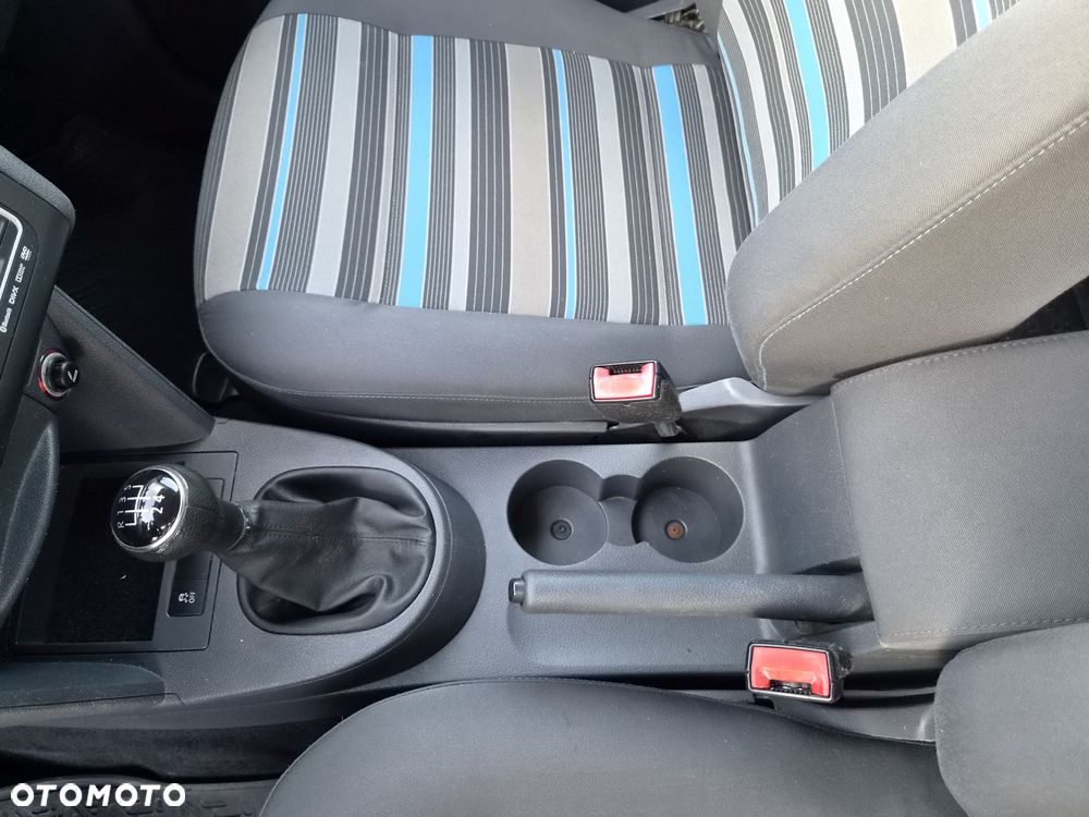 Volkswagen Caddy - 9