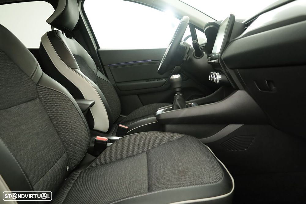 Renault Captur 1.0 TCe Techno Bi-Fuel - 22