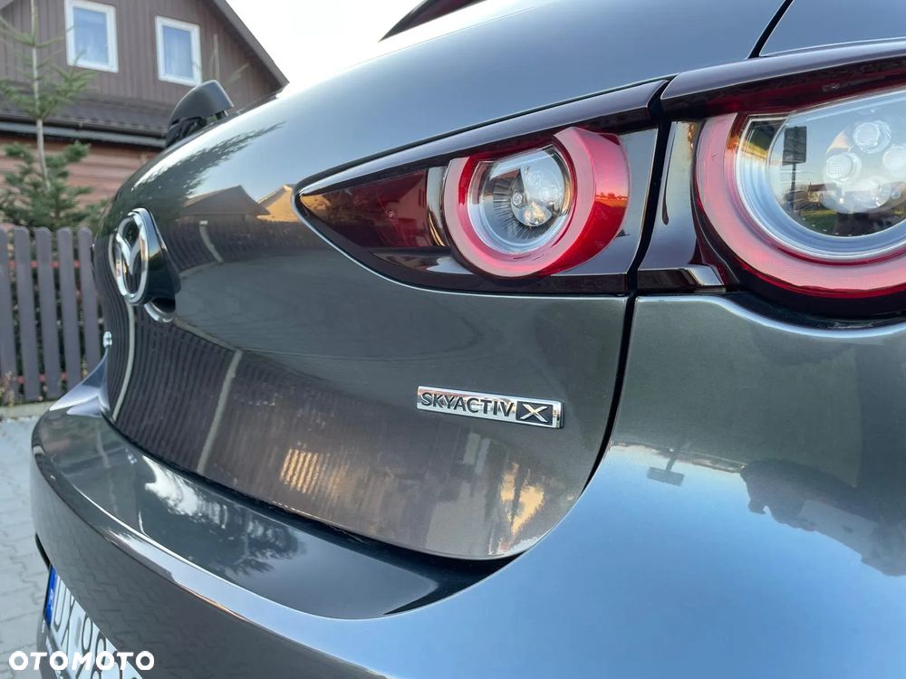 Mazda 3 SKYACTIV-X 2.0 M-Hybrid - 24