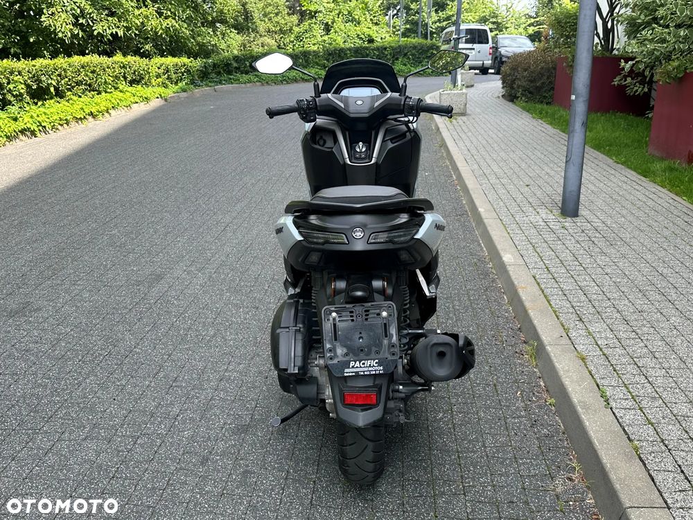 Yamaha NMAX - 5