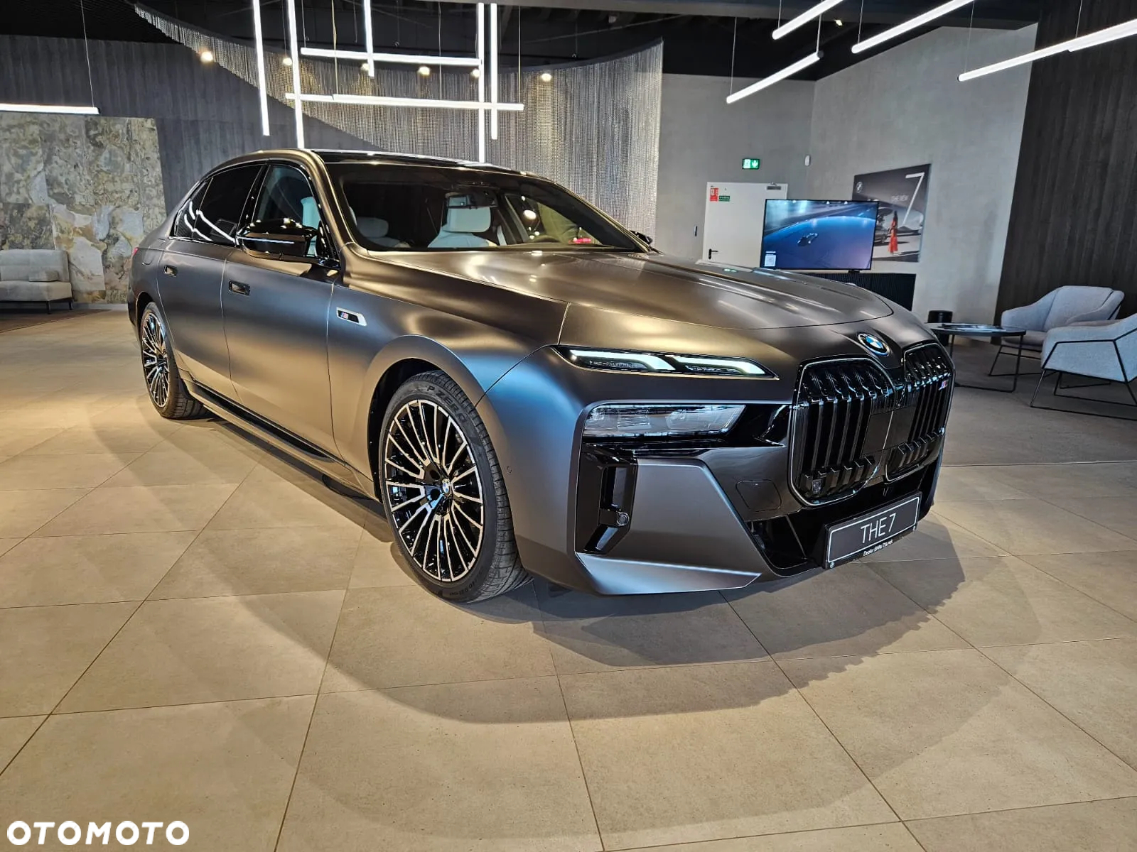 BMW Seria 7 M760e xDrive - 7