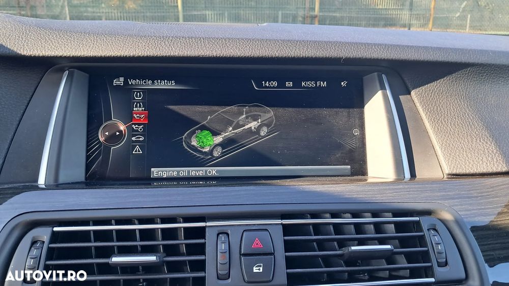 BMW Seria 5 520d Aut. Luxury Line - 12