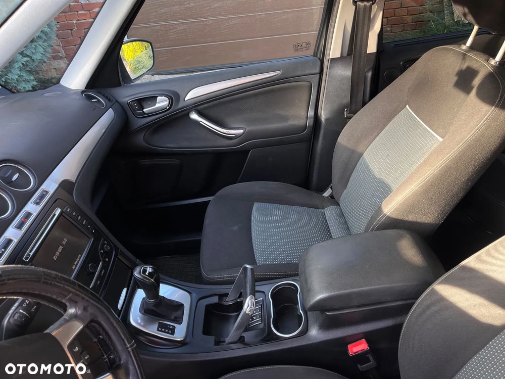 Ford Galaxy - 15