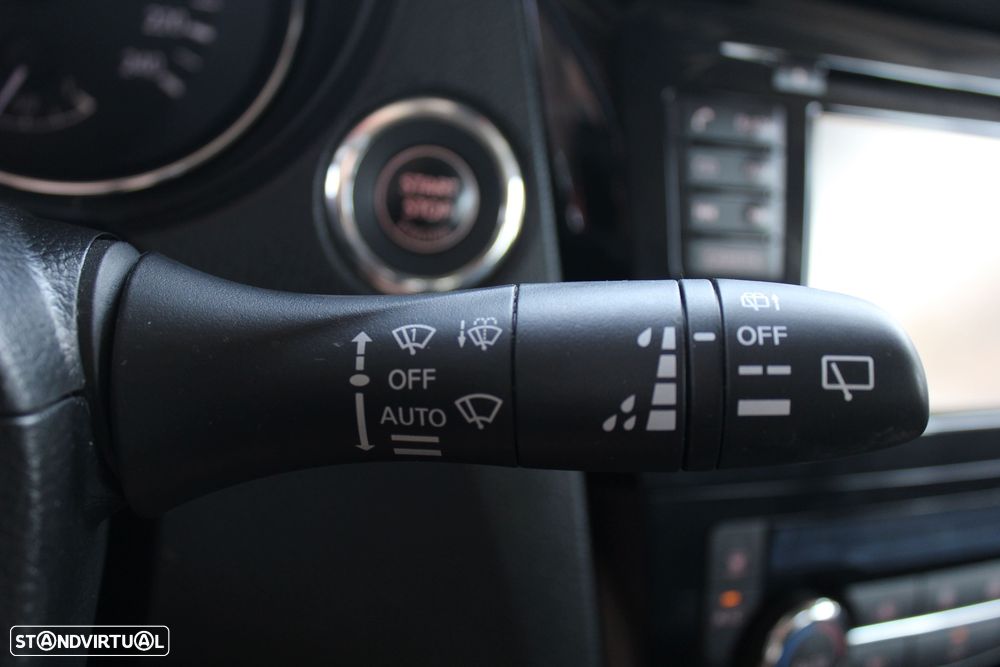 Nissan Qashqai 1.5 dCi N-Connecta - 20