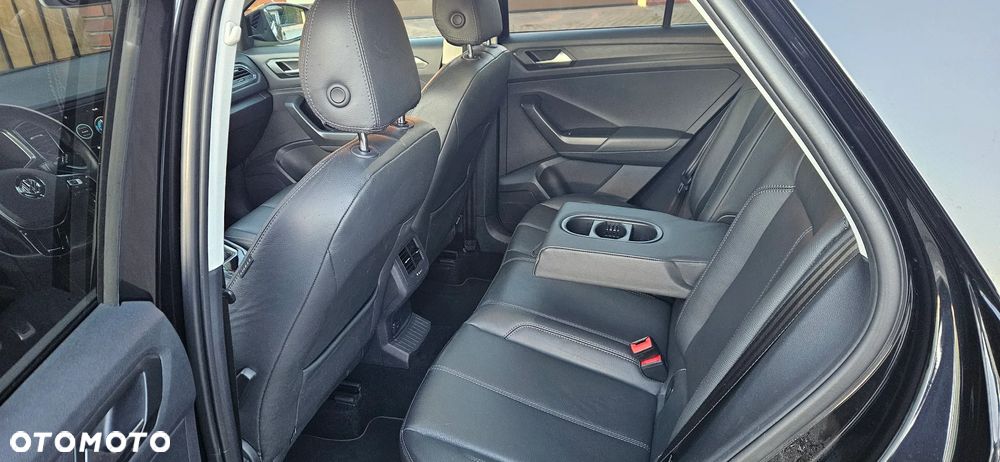 Volkswagen T-Roc 1.5 TSI ACT OPF DSG IQ.DRIVE - 19